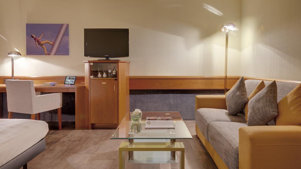 Best Western Plus Hotel Kassel City Ngoại thất bức ảnh